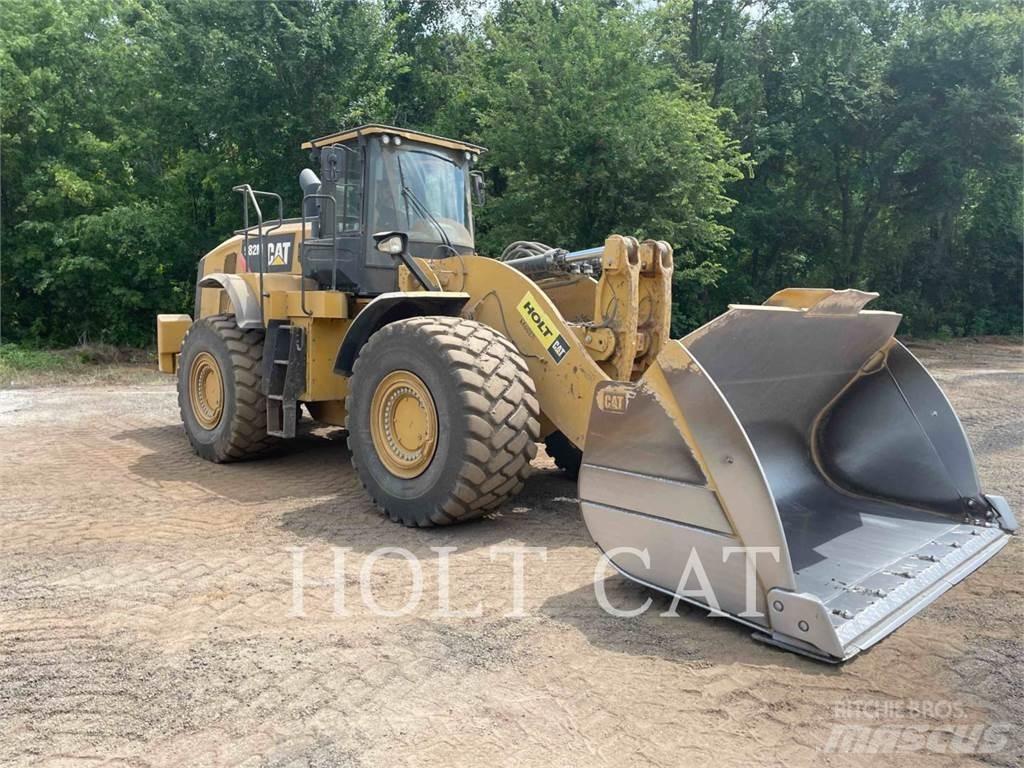 CAT 982M Фронтальные погрузчики