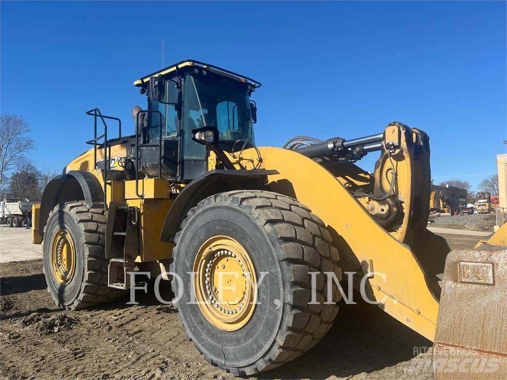 CAT 982M Фронтальные погрузчики