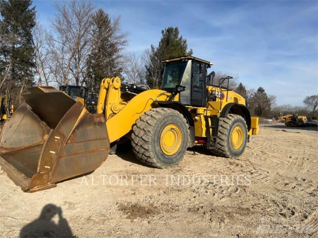 CAT 982M Фронтальные погрузчики