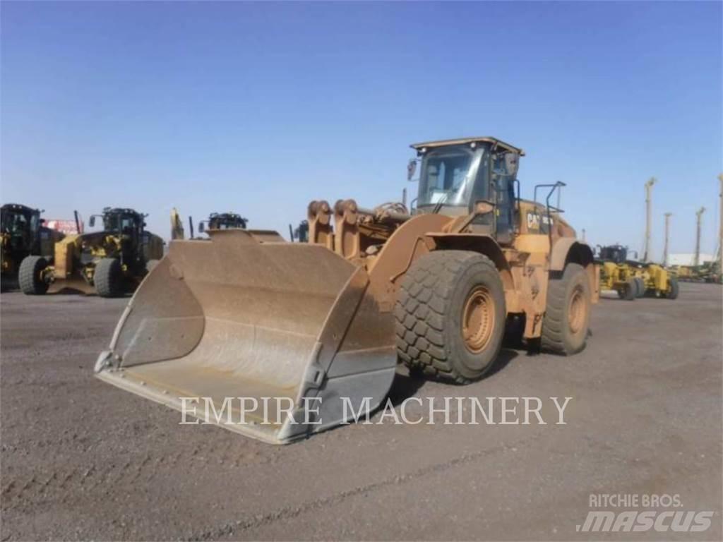 CAT 982M Фронтальные погрузчики