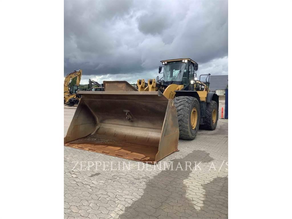 CAT 982M Фронтальные погрузчики