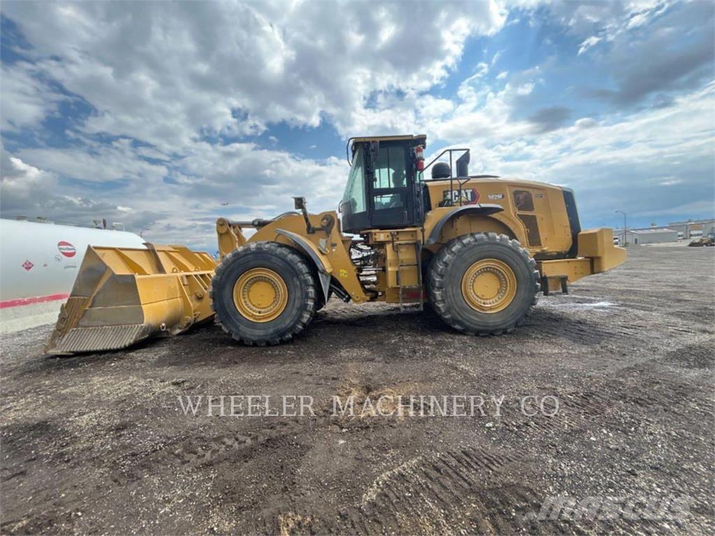 CAT 982M Фронтальные погрузчики