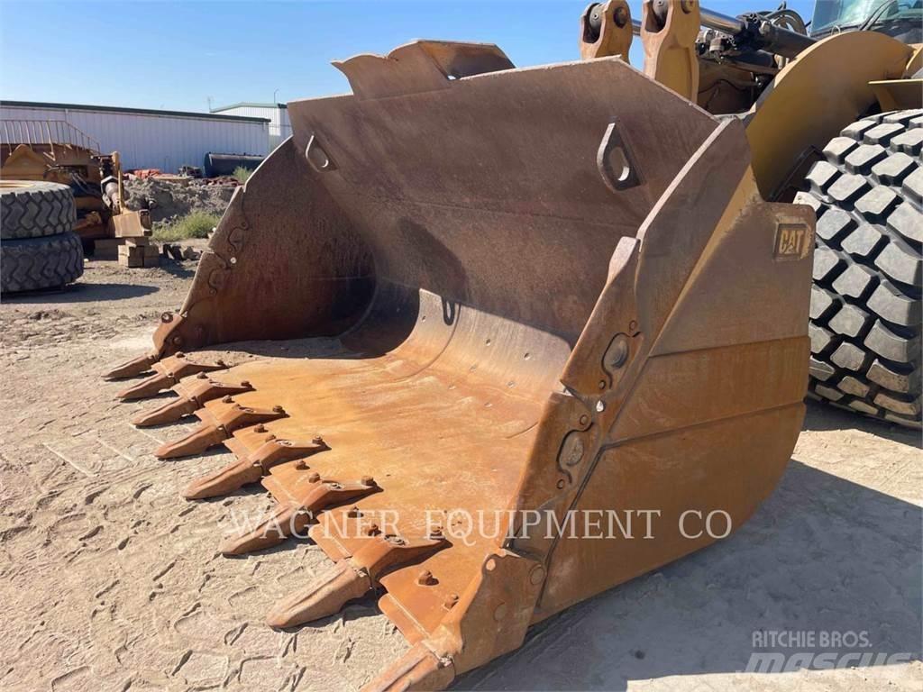 CAT 982M Фронтальные погрузчики