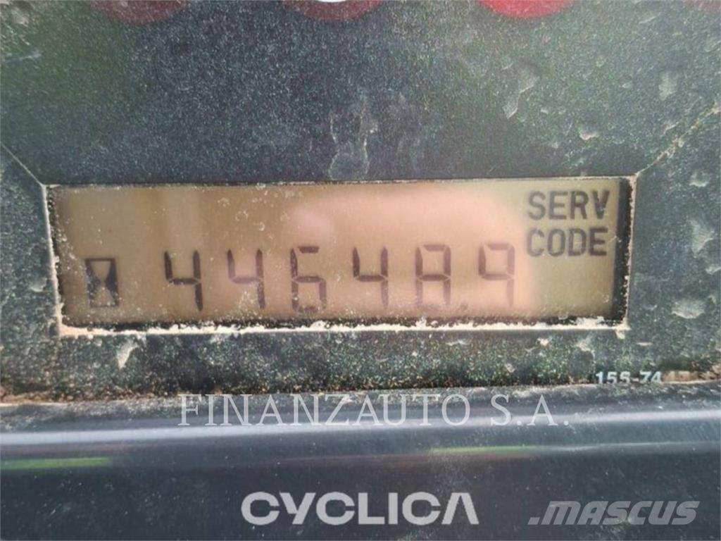 CAT 988G Фронтальные погрузчики