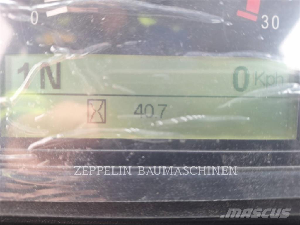 CAT 988GC Фронтальные погрузчики