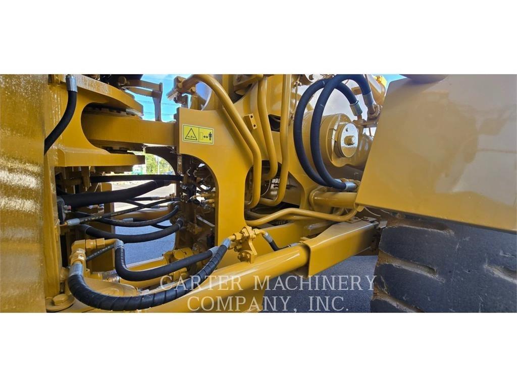 CAT 988H RBLD Фронтальные погрузчики