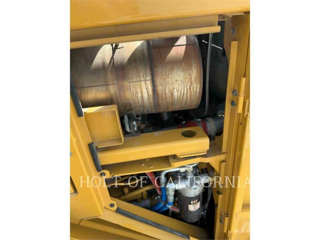 CAT 988K Фронтальные погрузчики