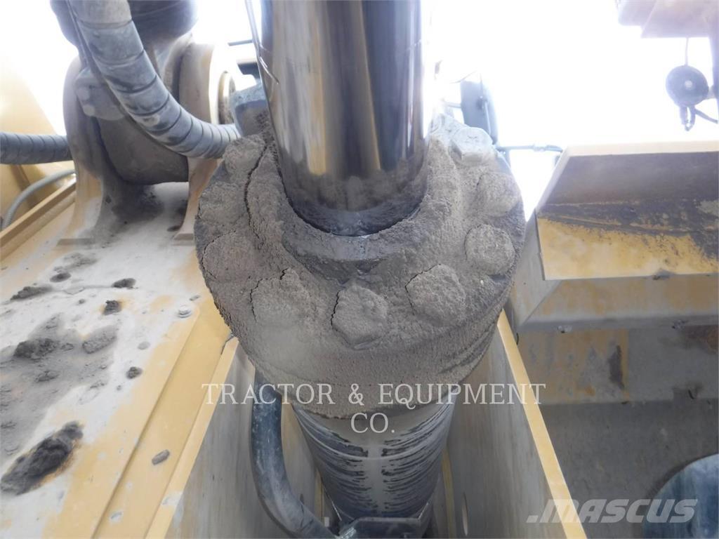 CAT 988K Фронтальные погрузчики