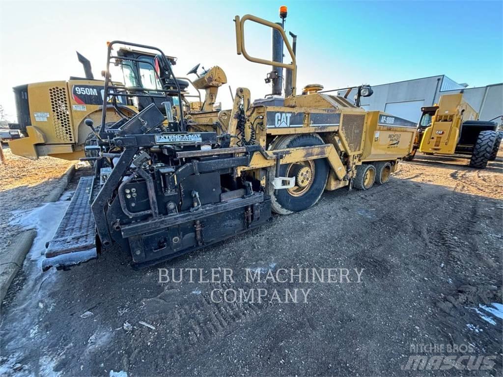 CAT AP-1000B Асфальтоукладчики
