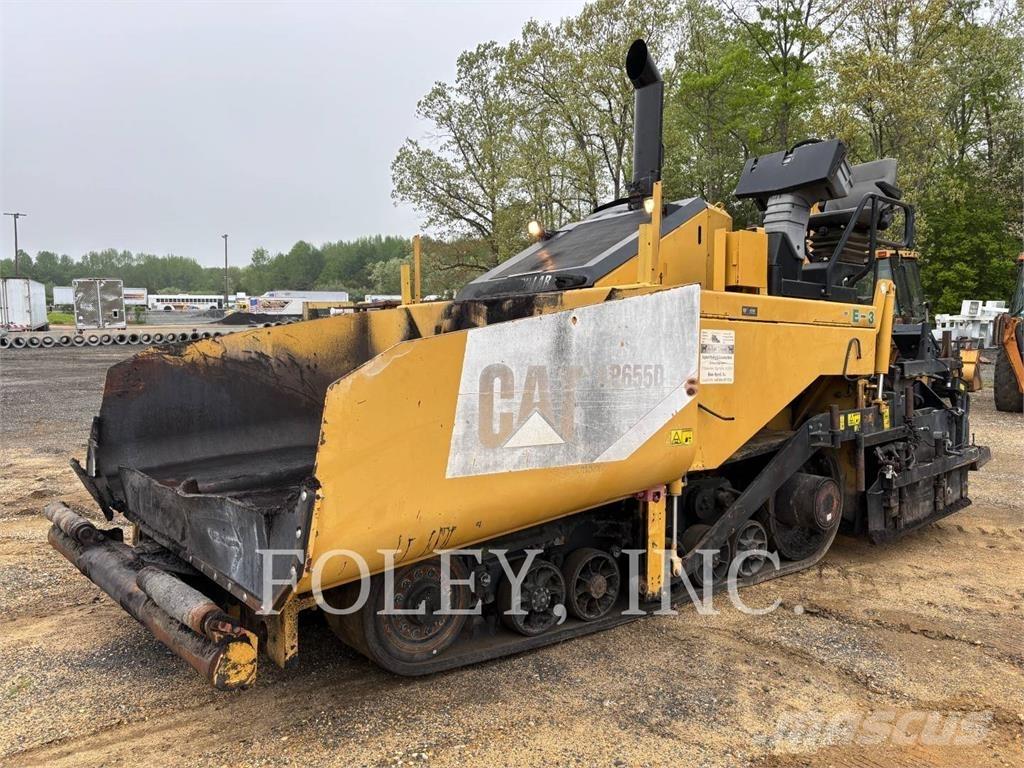 CAT AP-655D Асфальтоукладчики