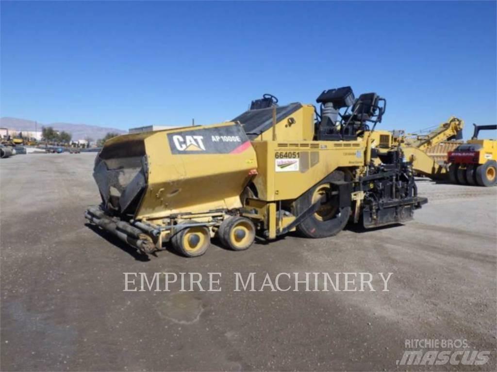 CAT AP1000E Асфальтоукладчики