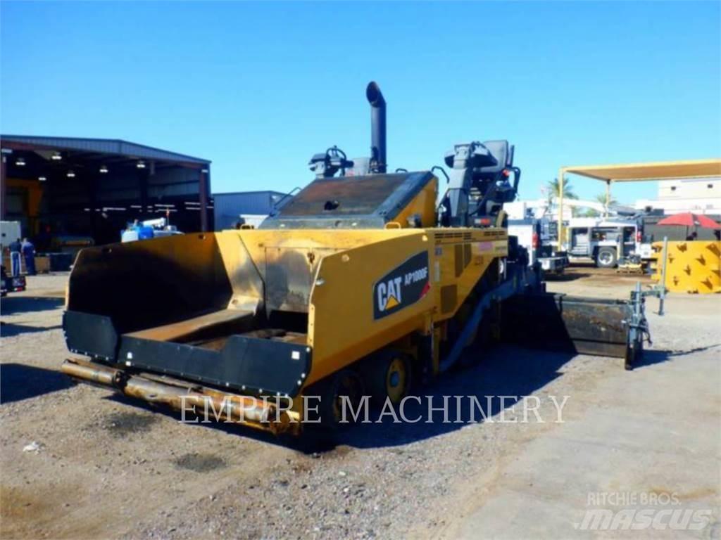 CAT AP1000F Асфальтоукладчики