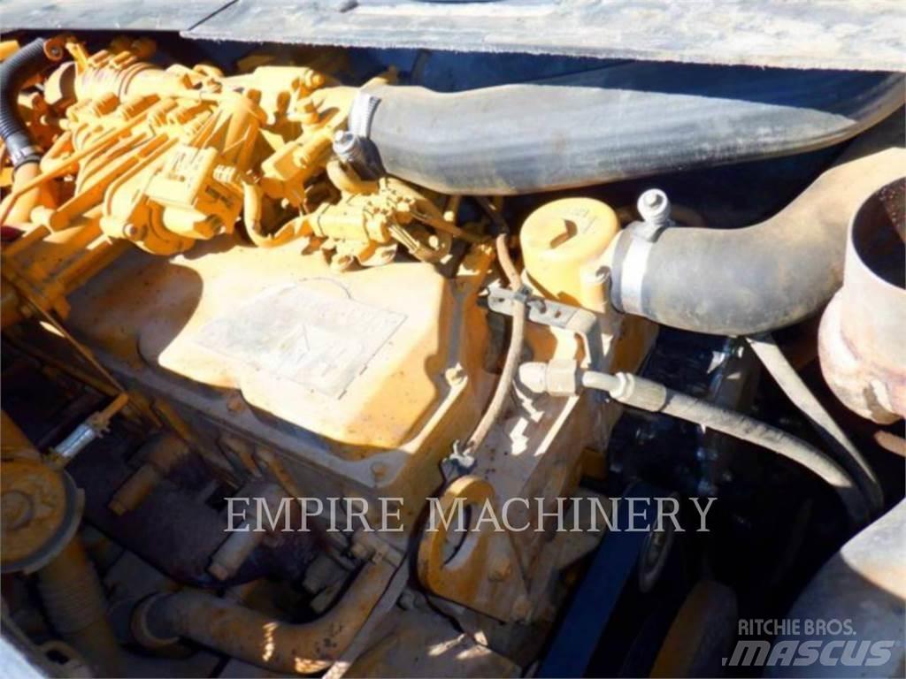 CAT AP1000F Асфальтоукладчики