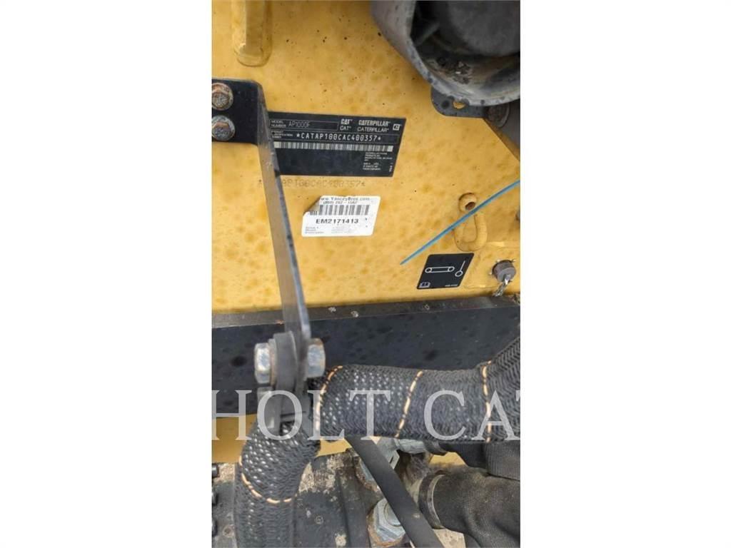 CAT AP1000F Грунтовые катки