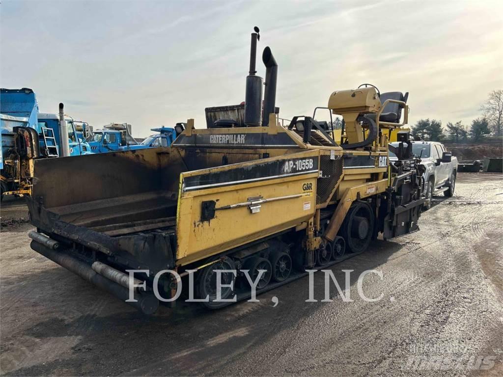 CAT AP1055B Асфальтоукладчики
