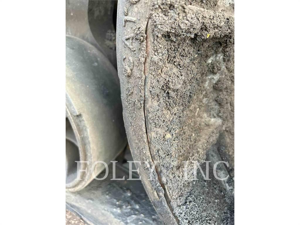 CAT AP1055B Асфальтоукладчики