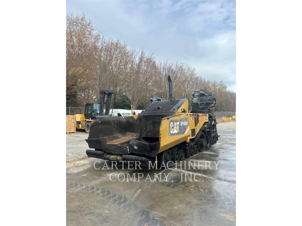 CAT AP1055F Асфальтоукладчики
