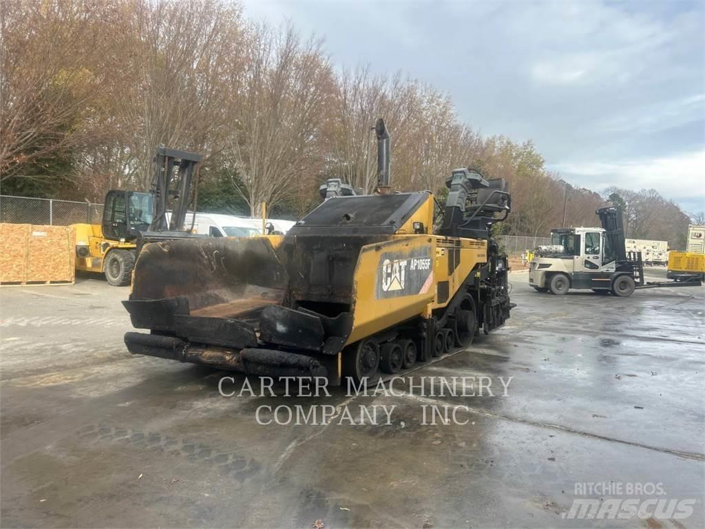 CAT AP1055F Асфальтоукладчики
