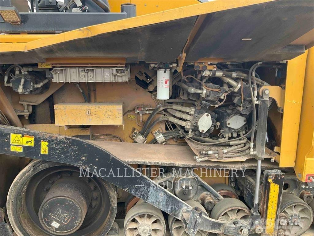 CAT AP1055F Асфальтоукладчики