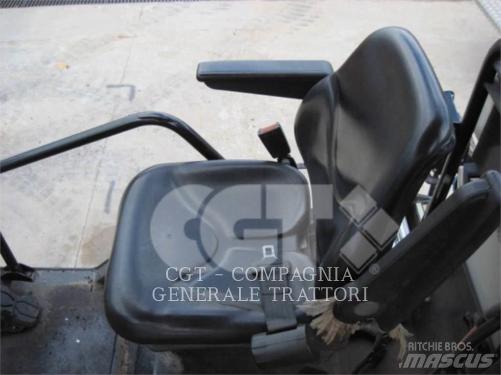CAT AP300F Асфальтоукладчики
