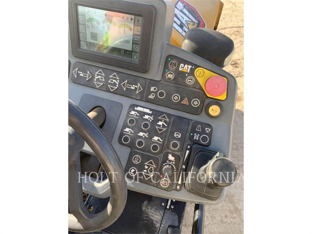 CAT AP355F Асфальтоукладчики