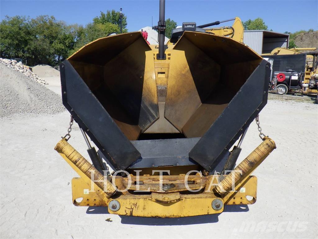 CAT AP355F Асфальтоукладчики