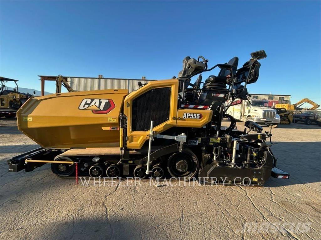 CAT AP555 Асфальтоукладчики