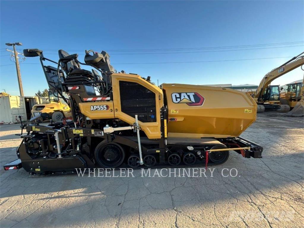 CAT AP555 Асфальтоукладчики