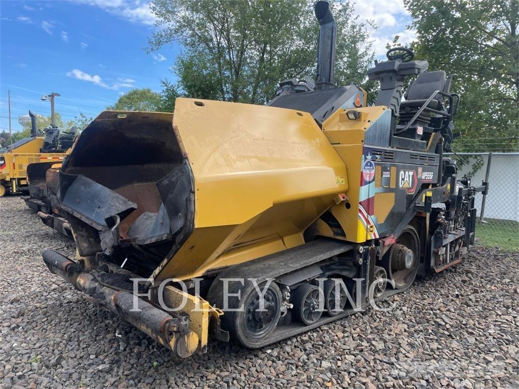 CAT AP555F Асфальтоукладчики