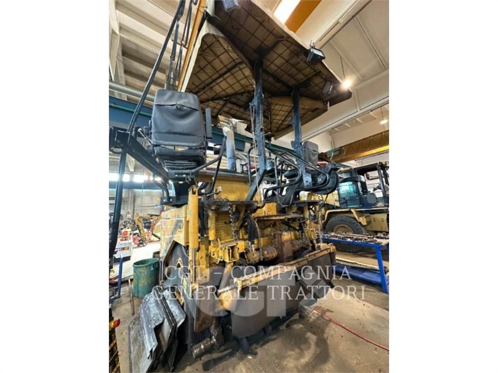 CAT AP600D Асфальтоукладчики