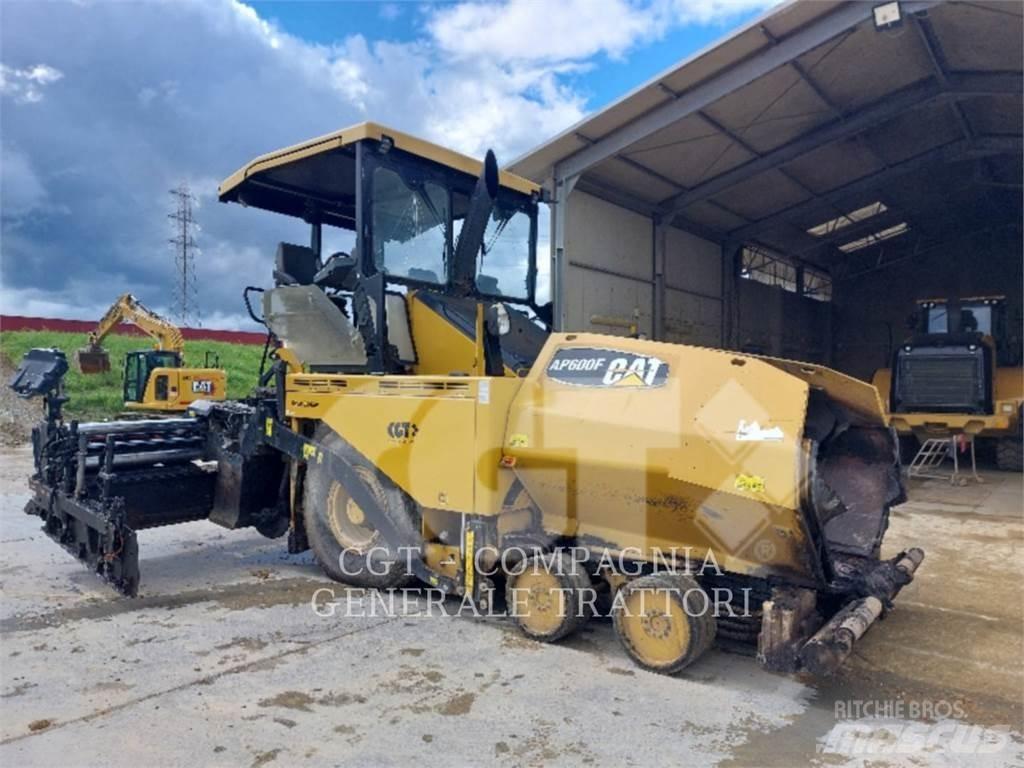 CAT AP600F Асфальтоукладчики