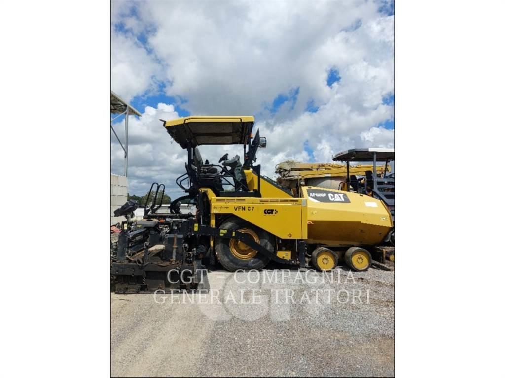 CAT AP600F Асфальтоукладчики