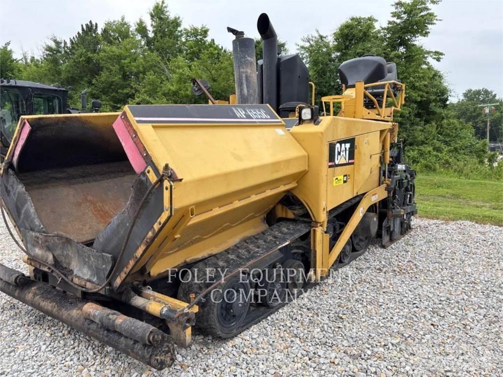 CAT AP655C Асфальтоукладчики