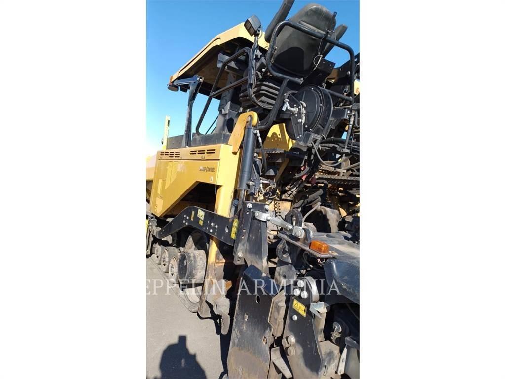 CAT AP655FLRC Асфальтоукладчики