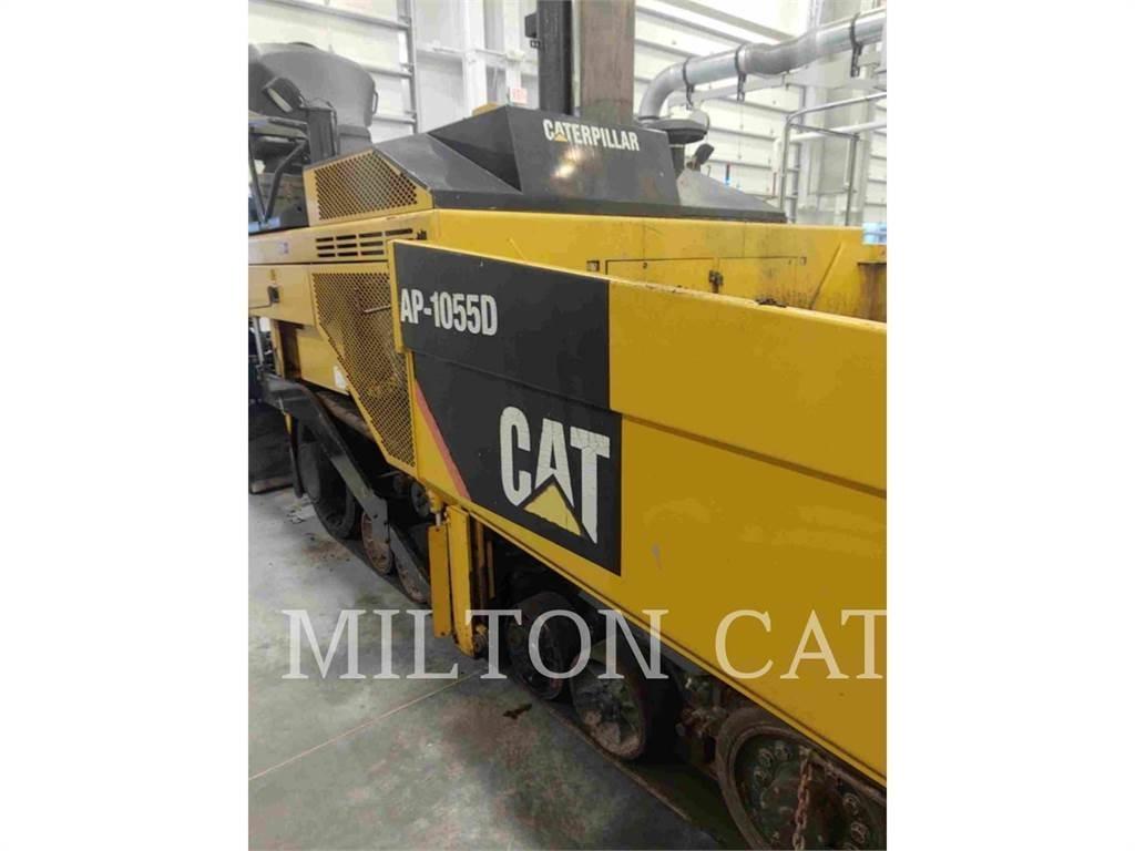 CAT BG-2455D Асфальтоукладчики