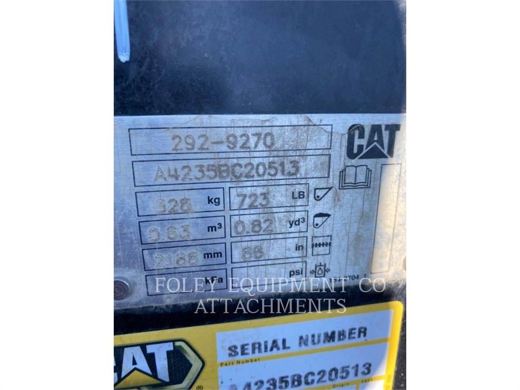 CAT BKSSLGP86S Мини-погрузчики