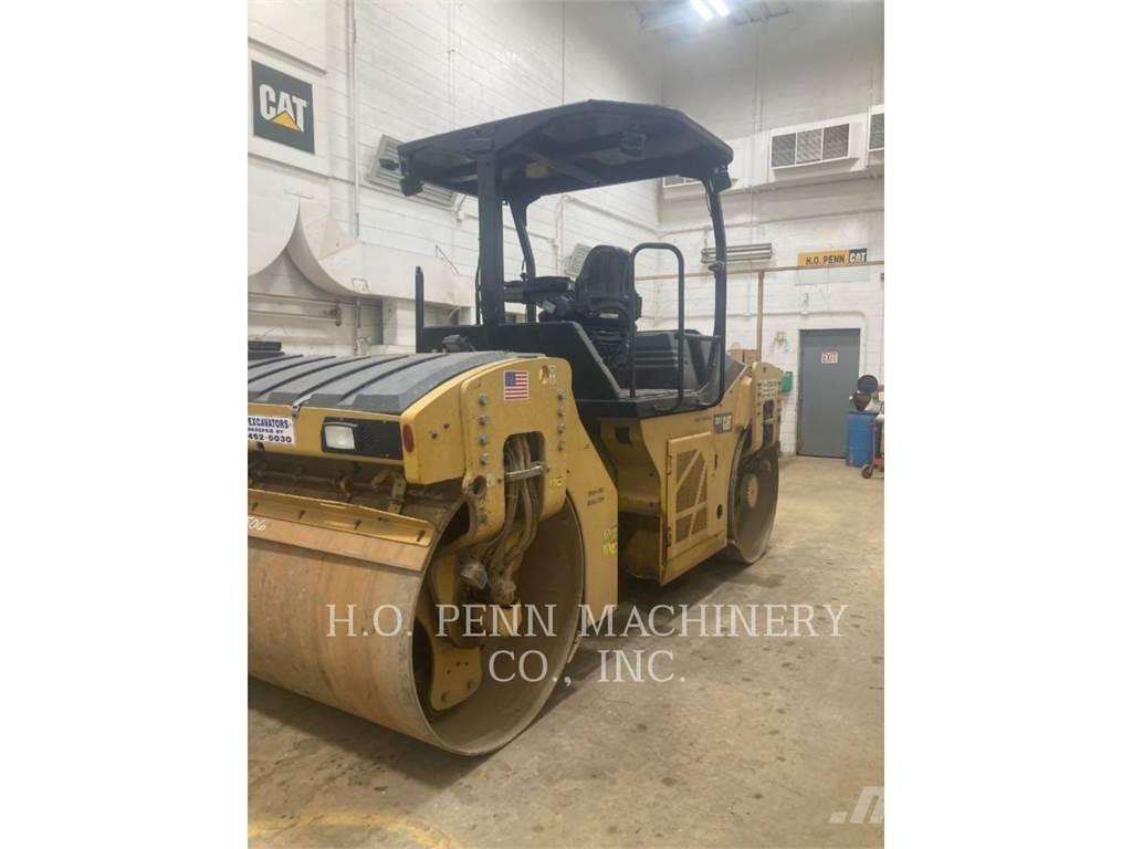 CAT CB 10 Катки тротуарные