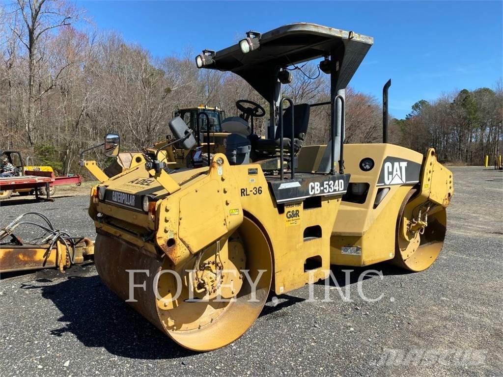 CAT CB-534D Катки тротуарные