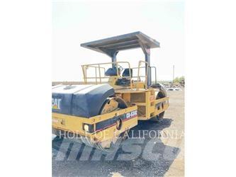 CAT CB-634C Катки тротуарные
