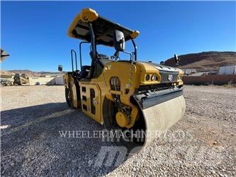 CAT CB10 Катки тротуарные