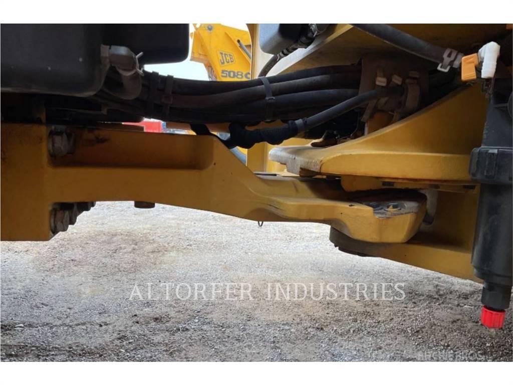 CAT CB10 Катки тротуарные