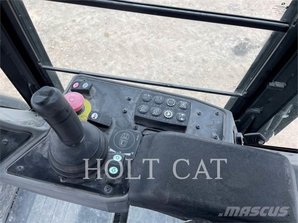 CAT CB10 Катки тротуарные
