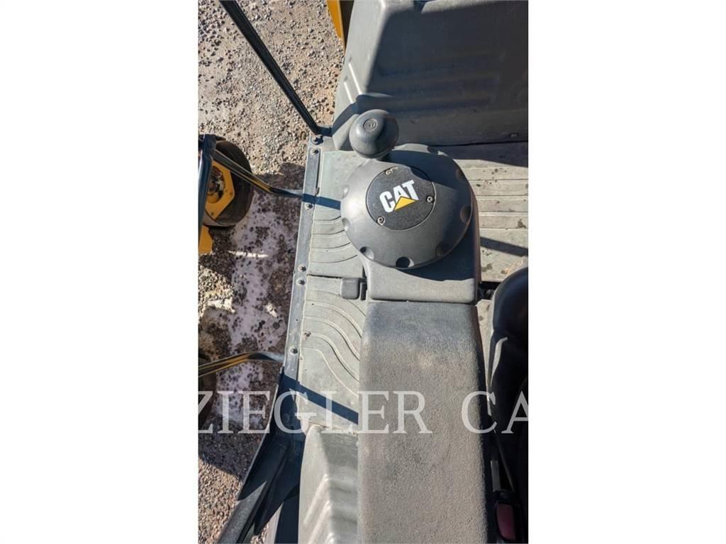 CAT CB10 Уплотнители грунта