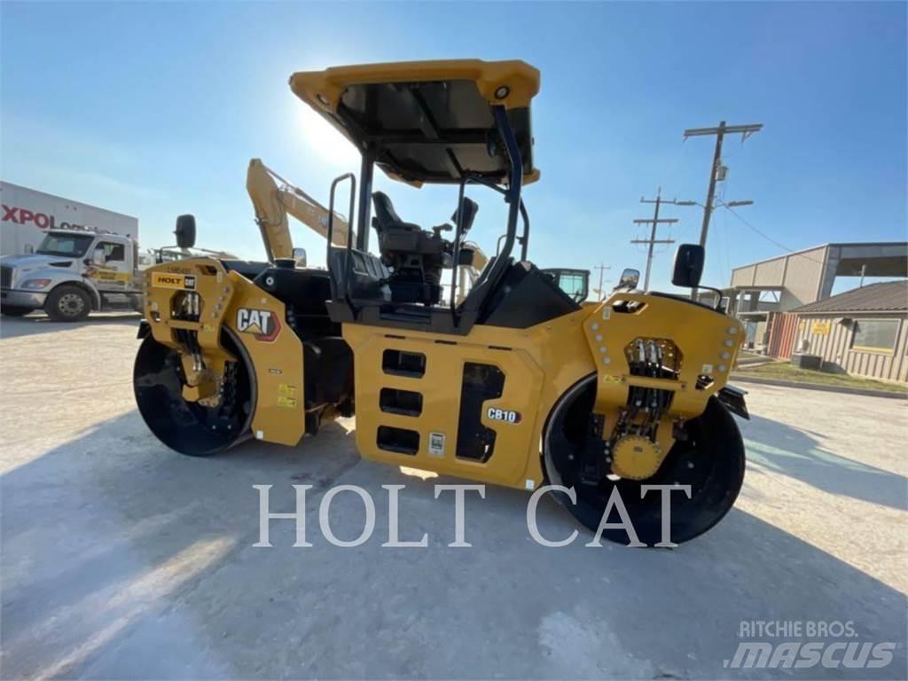CAT CB10 Грунтовые катки