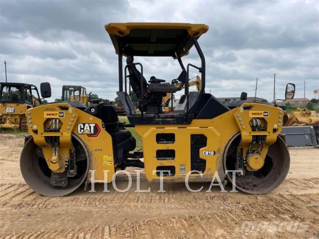 CAT CB10 Грунтовые катки