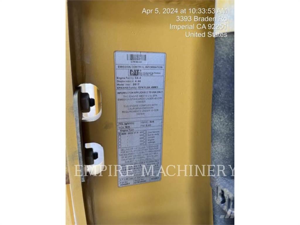 CAT CB10 Катки тротуарные
