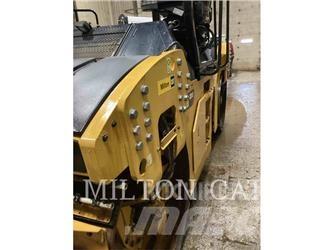 CAT CB13 Катки тротуарные