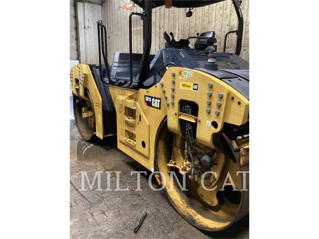 CAT CB13 Катки тротуарные