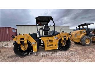 CAT CB13 Катки тротуарные