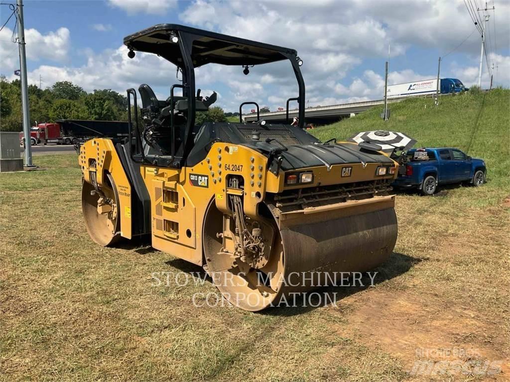 CAT CB13 Катки тротуарные